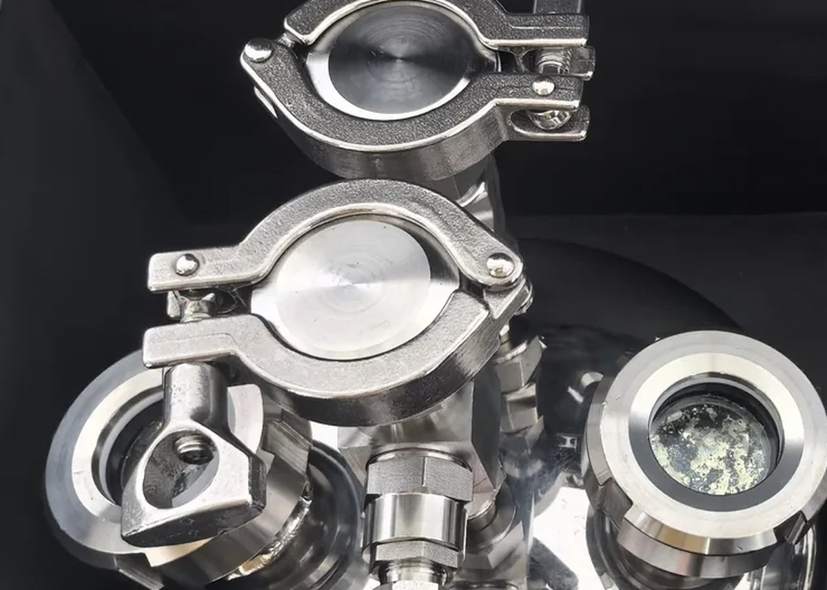 Cesium Metal Quartz Viewport
